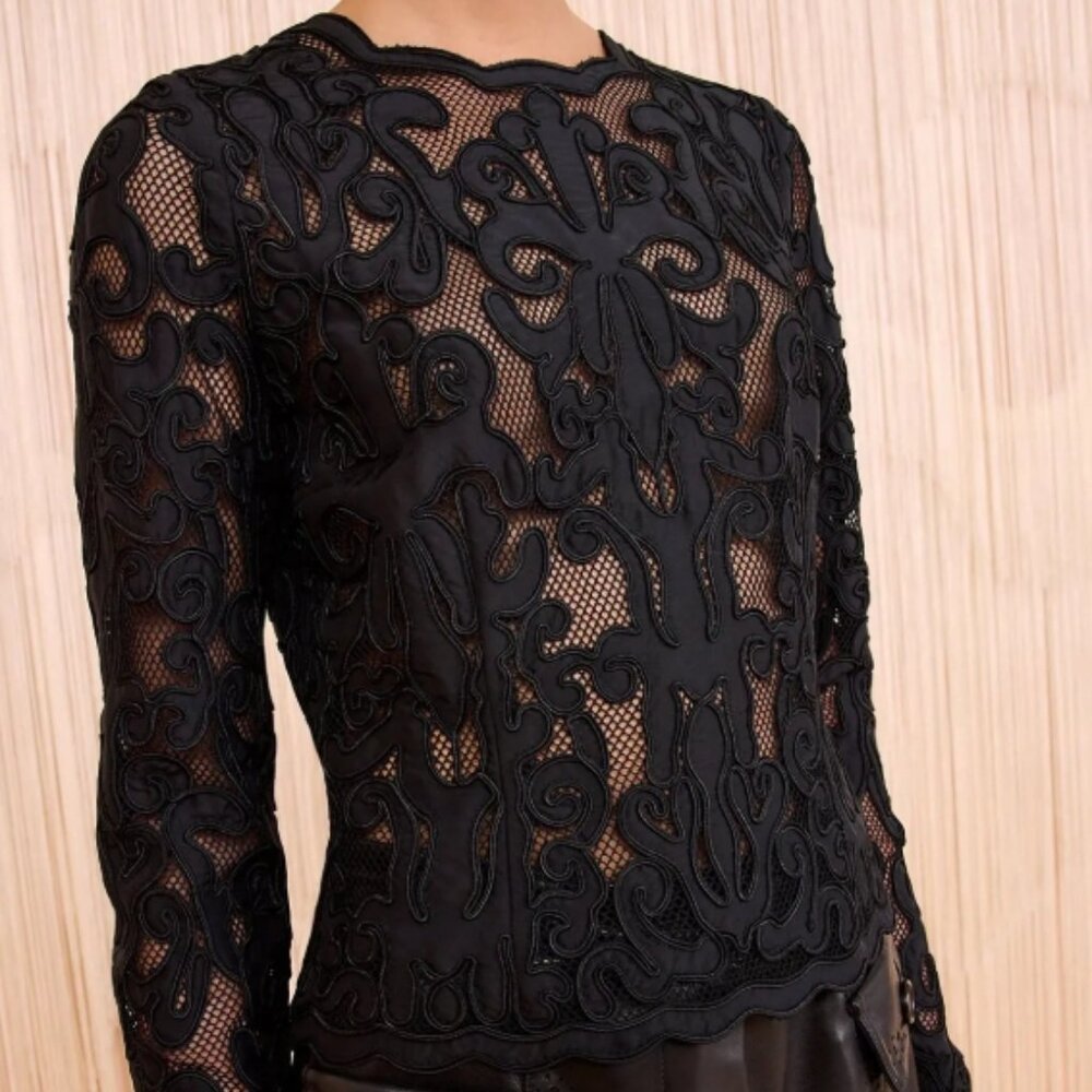 NWT ULLA JOHNSON Ursa Lace Appliqué Long Sleeve Top in Noir M $950 - Picture 2 of 6